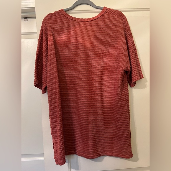 Bibi Split V-Neck Waffle Knit Pocket Shirt - Picture 2 of 3